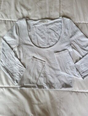 Babaton White Scoop-Neck Long Sleeve Tee